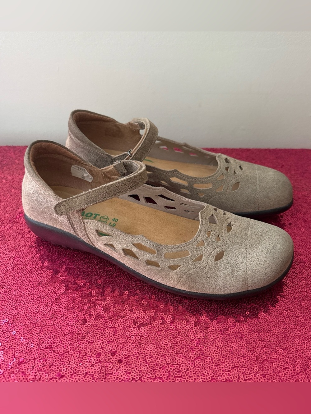 🐌NAOT Laser Cut Beige Suede Mary Jane Wedge Flats EU 40 US 9